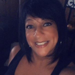 Meet your Posher, Stacy